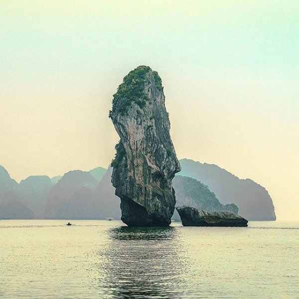 coastal and oceanic landforms, islet, rock, sea, promontory,