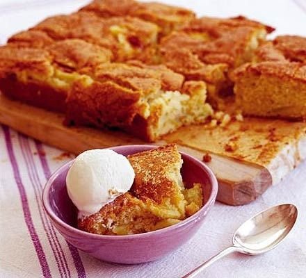 Dorset Apple Tray Bake