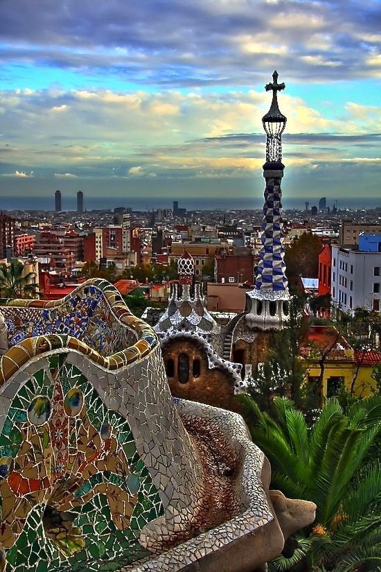 Park Güell,Barcelona,landmark,city,human settlement,