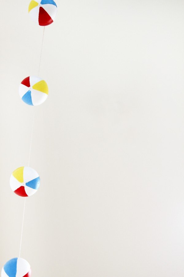 Beach Balls Garland