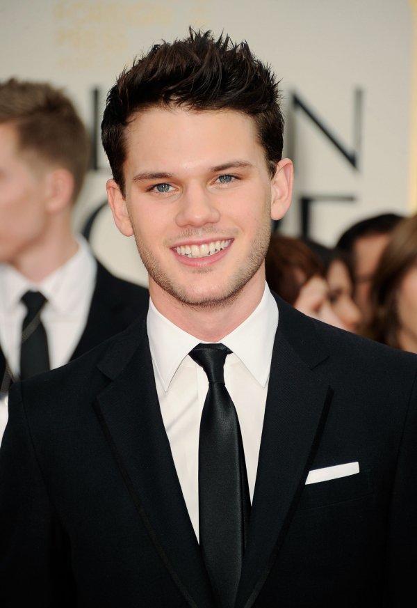 Jeremy Irvine