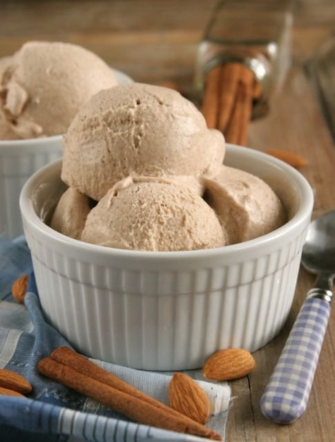 Healthy Snickerdoodle Ice Cream