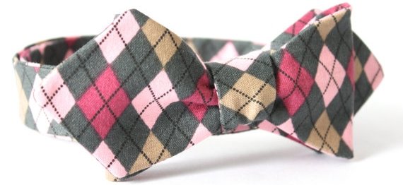 Argyle Diamond Point Bow Tie