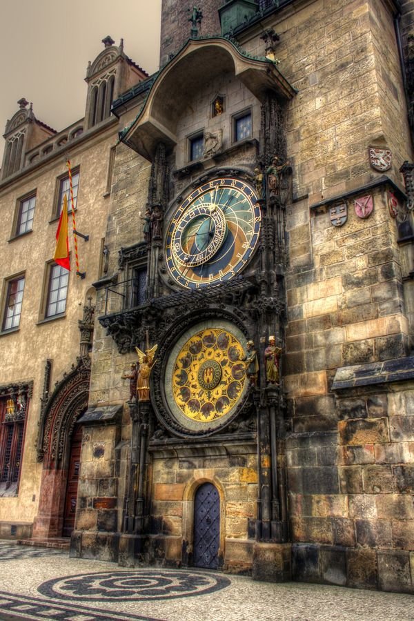 Prague Astronomical Clock,Old Town, Minute House,town,road,urban area,