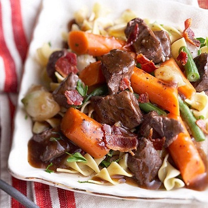 Burgundy Beef Stew: Heart Warming Slower-Cooker Recipes...