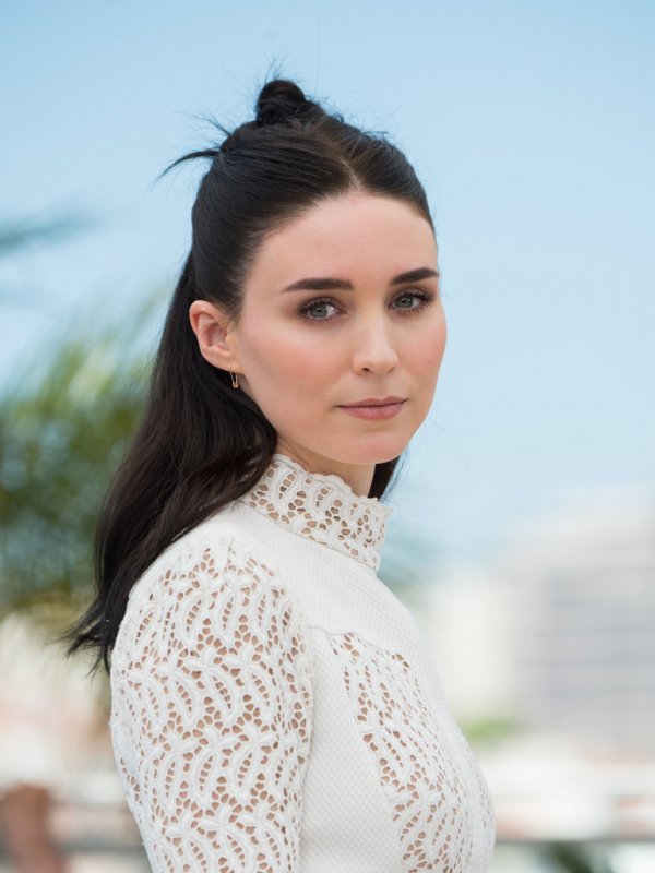 Rooney Mara's Half-up Bun