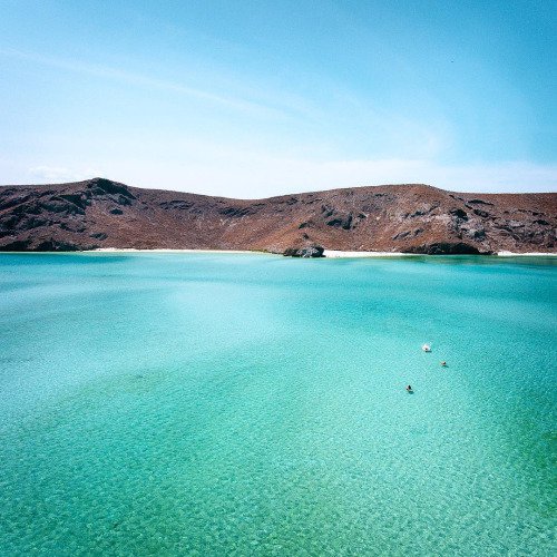 sea, body of water, landform, beach, coast,