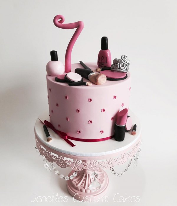 Order Makeup Cakes Online | Gurgaon Bakers