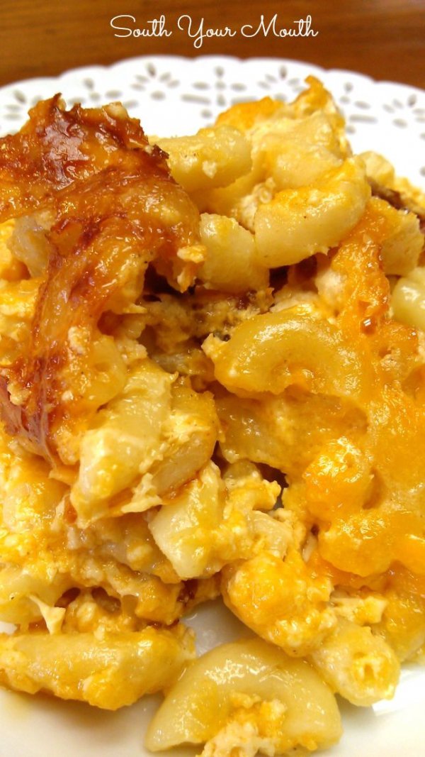 Southern-Style Crock Pot Macaroni & Cheese