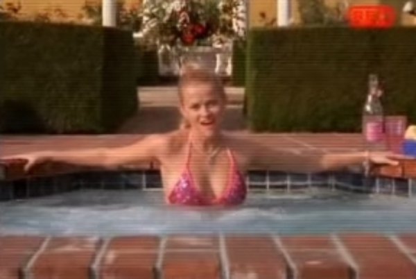 Reese Witherspoon in Legally Blonde (2001)