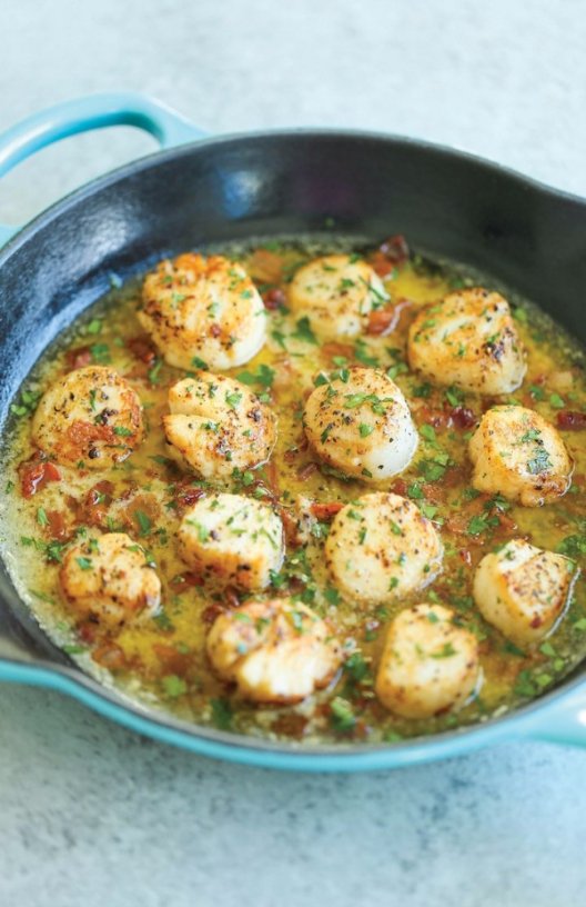 Bacon Scallops with Garlic Butter Sauce