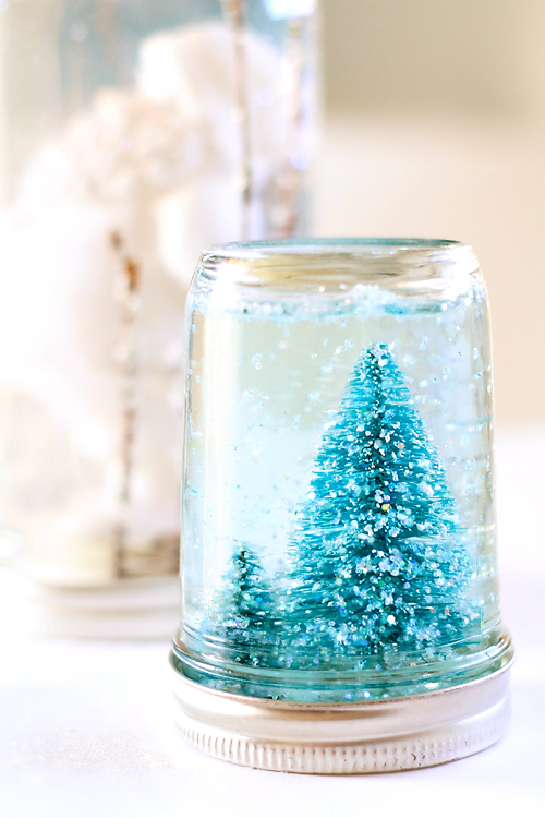 Mason Jar Snow Globes