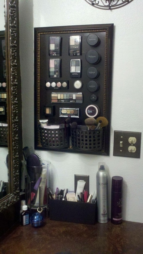 Magnetic Makeup Board