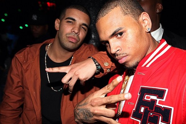 Drake VS Chris Brown