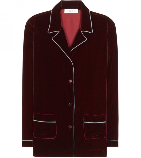 clothing, outerwear, leather, jacket, formal wear,