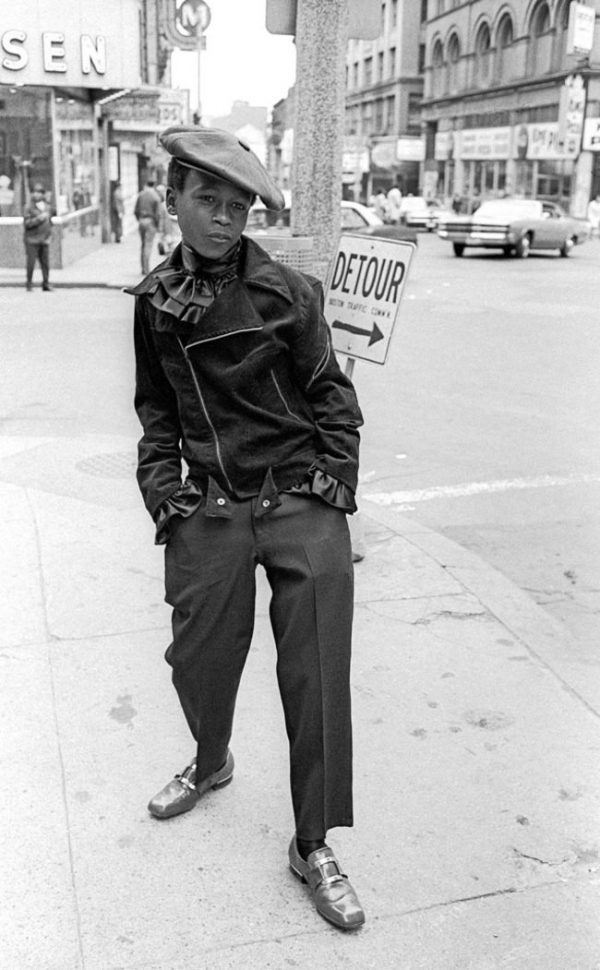 Looking Sharp, 1968