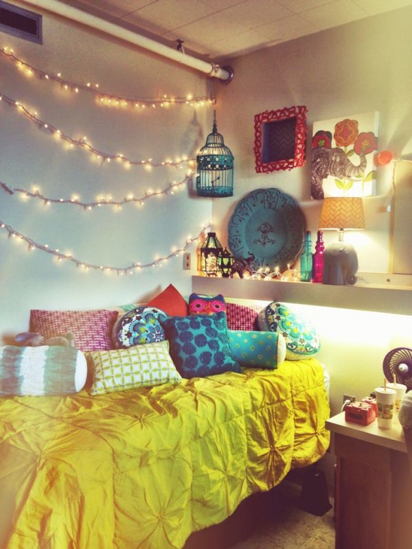 7 Super Ways to Turn Your Dorm Room into Your Own Whimsical World ...