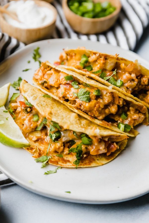 Dish, Food, Cuisine, Ingredient, Taco,