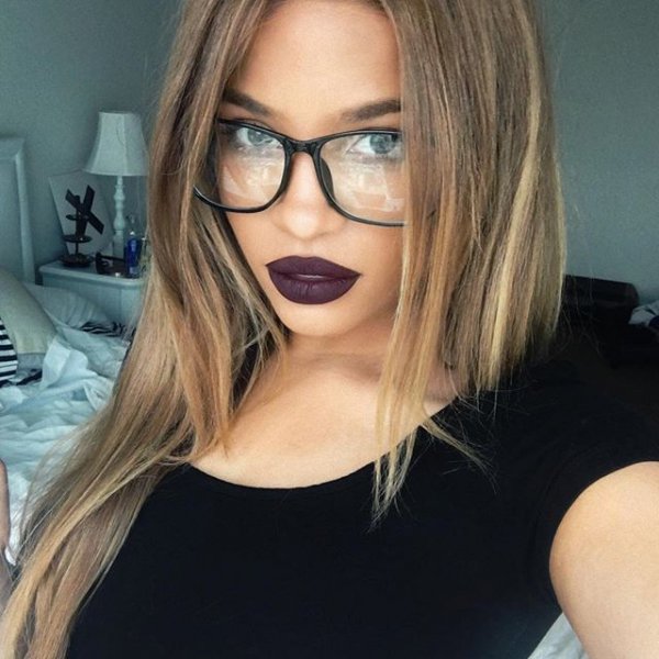 hair, eyewear, human hair color, glasses, face,