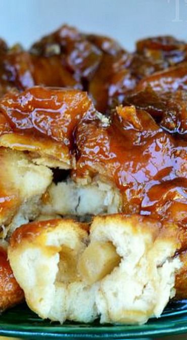 Caramel Apple Monkey Bread