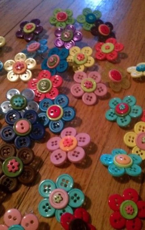 41-crafts-using-buttons-everyone-can-do