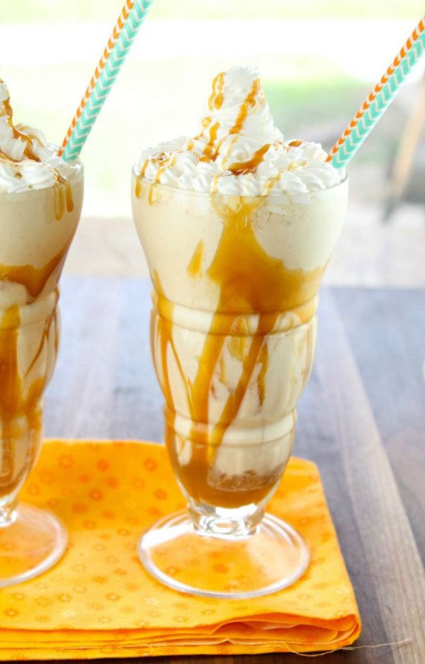 Peanut Butter Caramel Milkshake