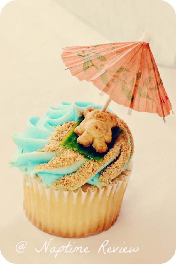 Teddy Bear on the Beach Cupcakes