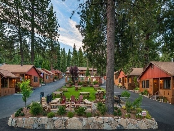 Cedar Glen Lodge, Lake Tahoe, California