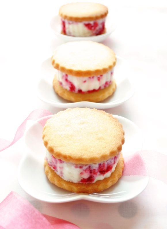 Raspberry Ice Cream Sandwich