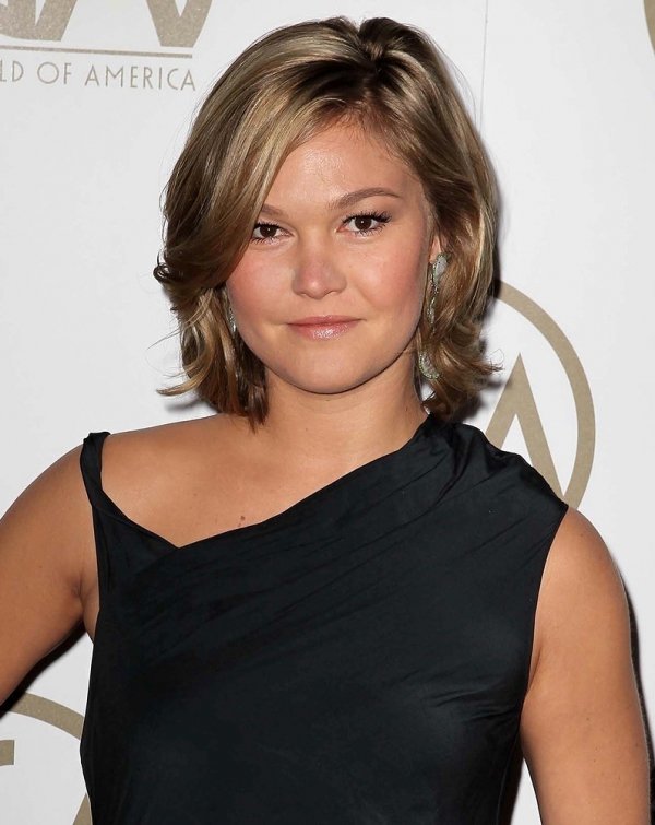 Julia Stiles