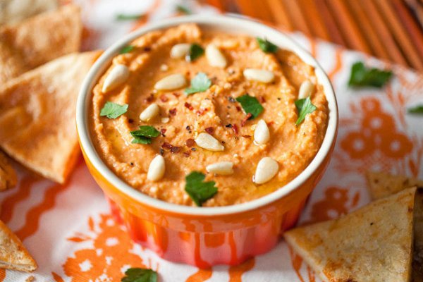 Roasted Red Pepper Hummus