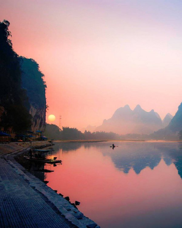 Sky, Body of water, Nature, Afterglow, Reflection,