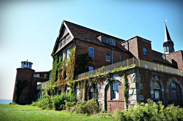 Seaside Sanatorium, Waterford, Connecticut