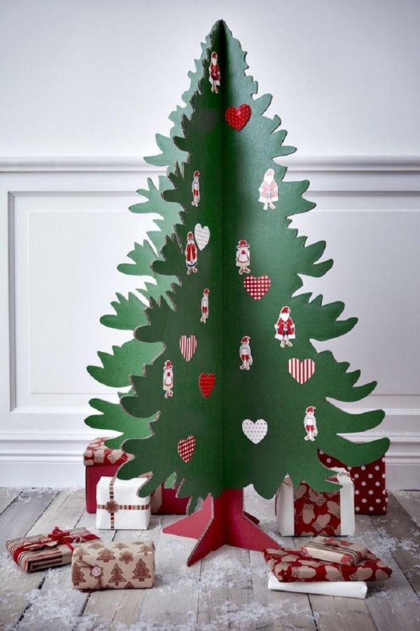 DIY Cardboard Christmas Tree