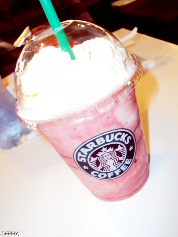 Starbucks Strawberry Frappuccino