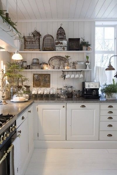 FRENCH COUNTRY COTTAGE Vintage Kitchen