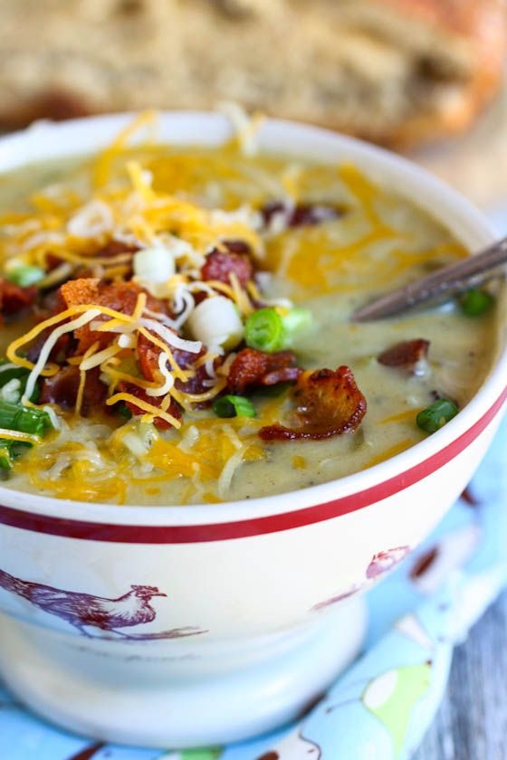 Cheesy Green Chile and Potato Chowder