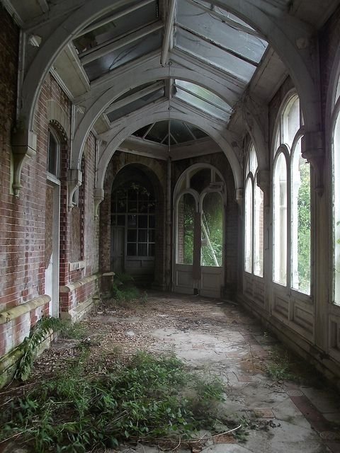 Lillesden School for Girls, Kent, England