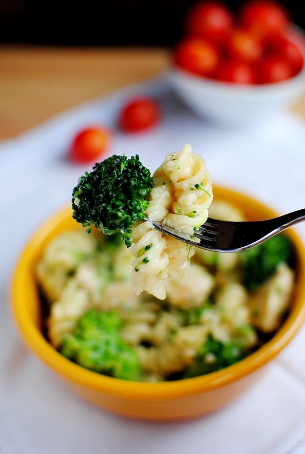 Skinny Chicken Broccoli Alfredo