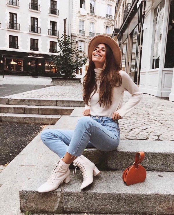 White, Clothing, Jeans, Beauty, Street fashion,