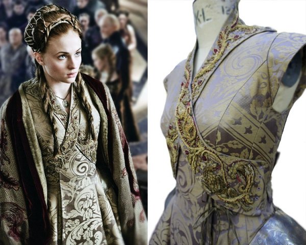 Sansa Stark's Wedding Dress, Season 3