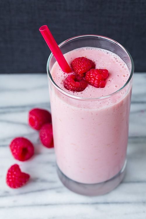 Raspberry Banana Smoothie