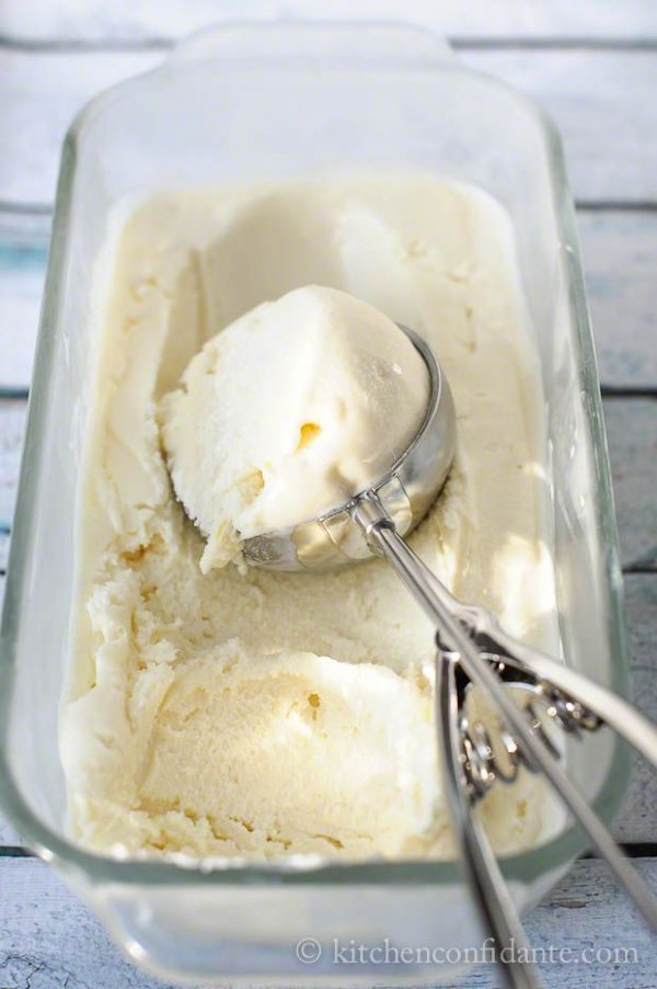 Lemon Curd Frozen Yogurt