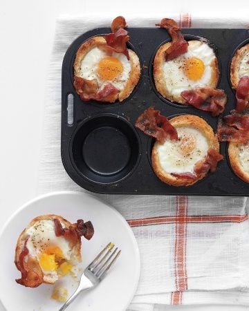 Bacon, Egg, and Toast Cups