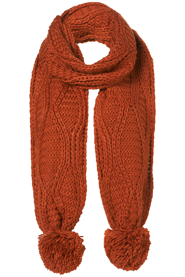 9 Cosy Yet Fashionable Scarves for Fall ...