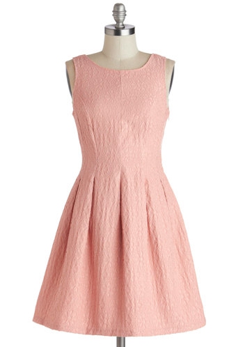 9 Gorgeous Dresses That Will Have You Looking Pretty in Pink This Fall ...