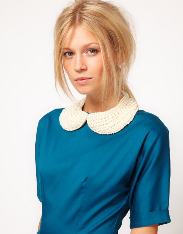 ASOS – Pearl Peter Pan Collar Necklace