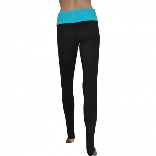 7 Gorgeous Yoga Pants That Are Appropriate for Exercise and Lounging