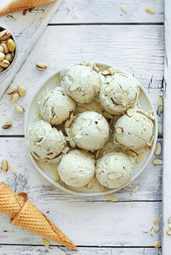 Pistachio and Almond Ice Cream