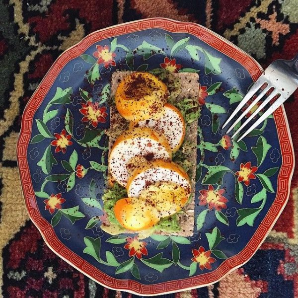 Turmeric-stained Egg, Mashed Avocado and Sumac